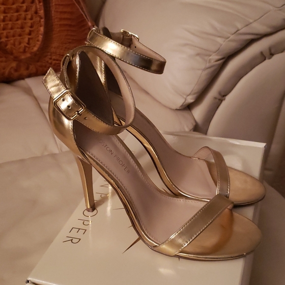 Shoes - Picture 3 of 3